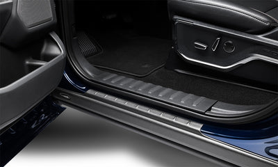 TrailArmor_RockerPanel_onvehicle_14097.jpg