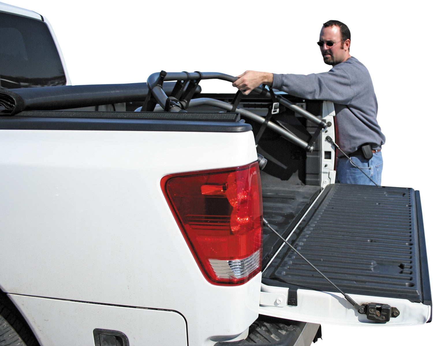 Truxedo 1116315 TL-Bed Extender/Spacer Kit-04-07 Titan Truxedo 1116315