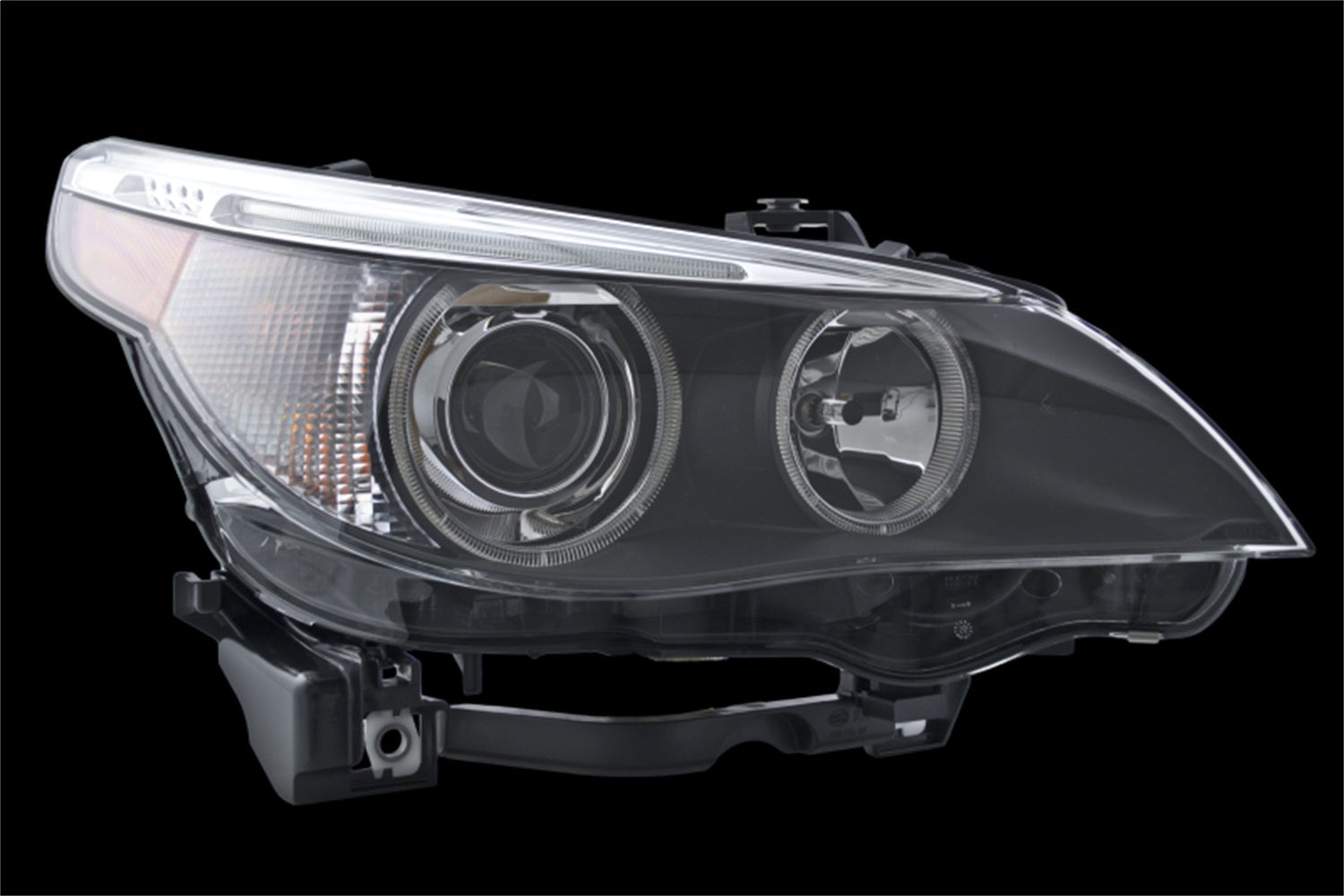 Hella 163084005 HLMP BI-XEN RH BMW 5SER NO ATO ADJ 04-07 Hella 163084005