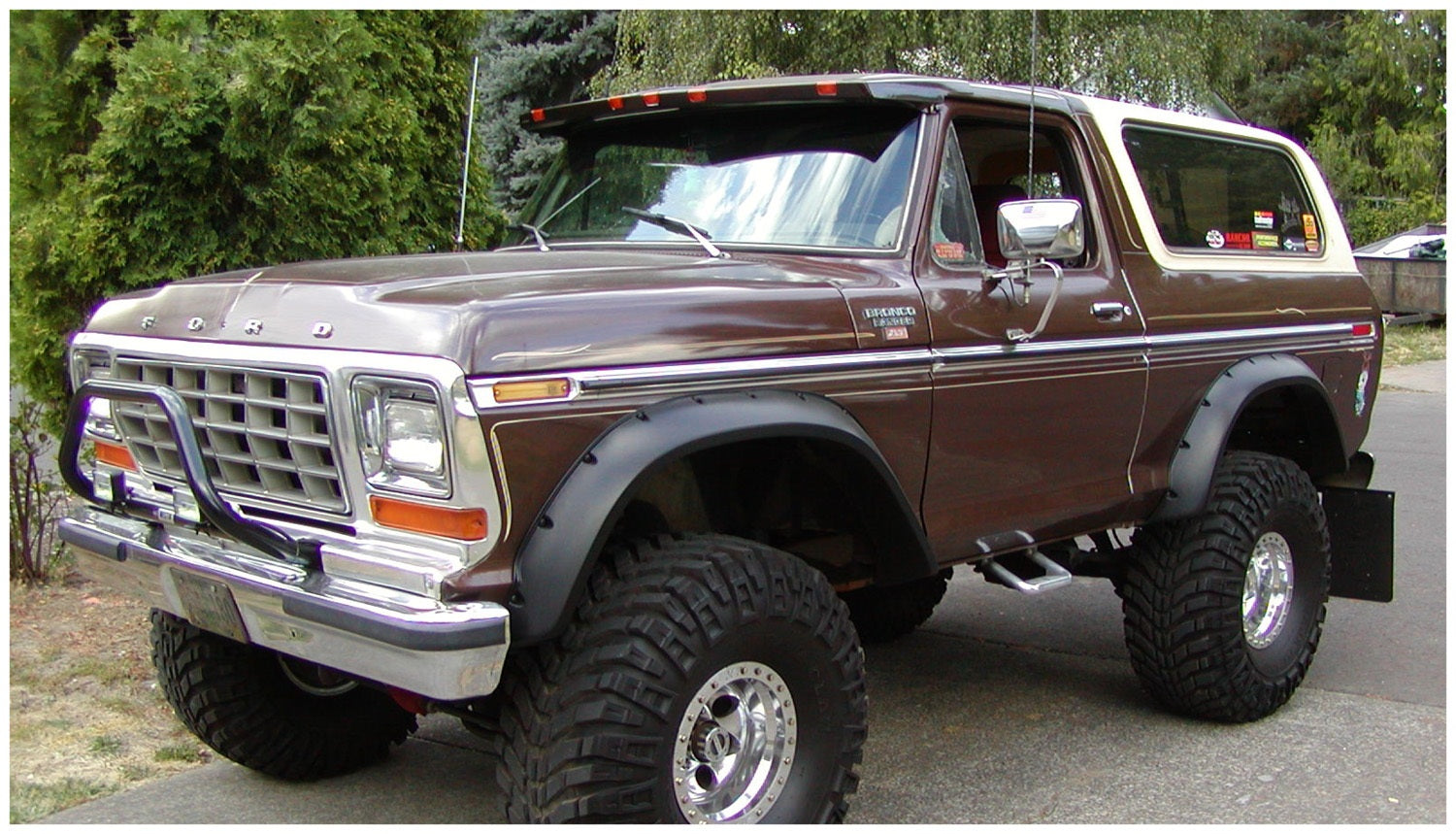 Bushwacker 20014-11 Cut-Out™ Fender Flares Bushwacker 20014-11