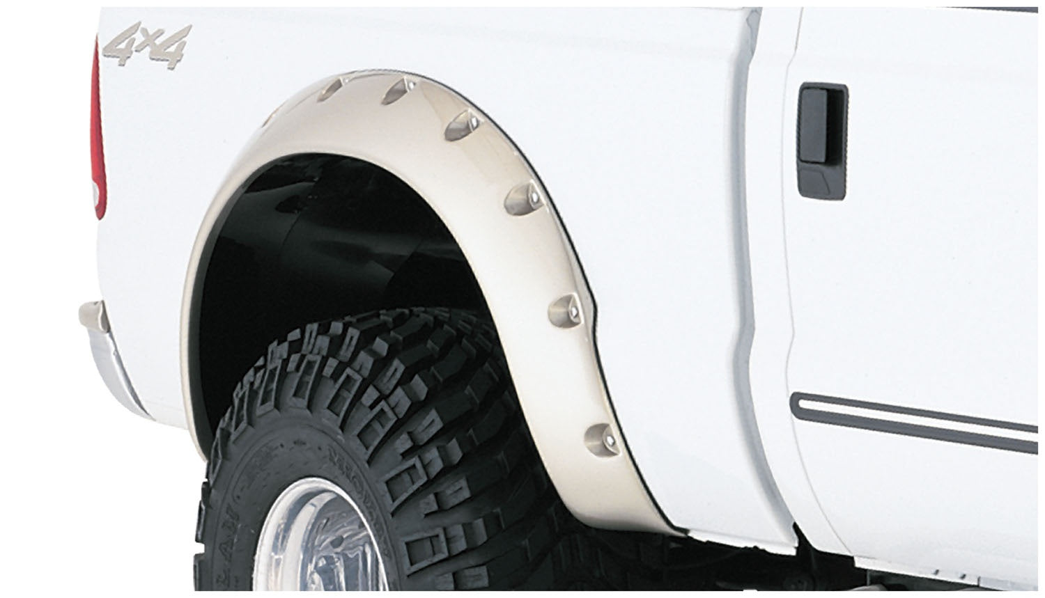 Bushwacker 20044-02 Cut-Out™ Fender Flares Bushwacker 20044-02