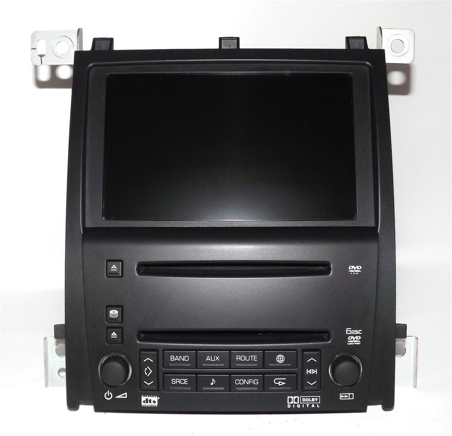 1 Factory Radio 638-00706-NOA2 AM/FM Radio 6 Disc DVD Player 1 Factory Radio 638-00706-NOA2