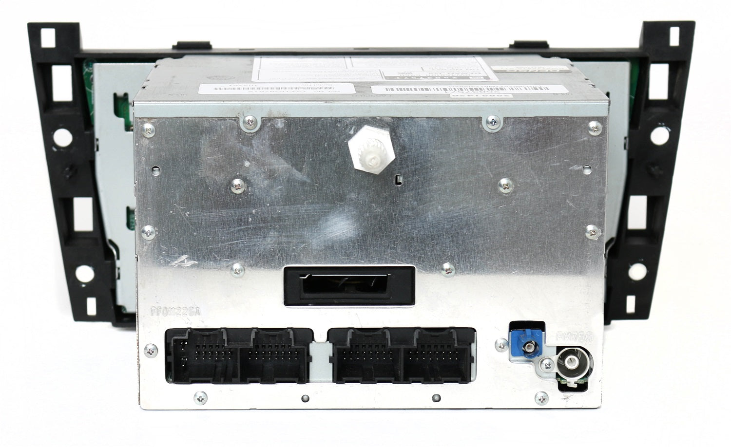1 Factory Radio 638-01663-D-2 AM FM Radio CD Player 1 Factory Radio 638-01663-D-2