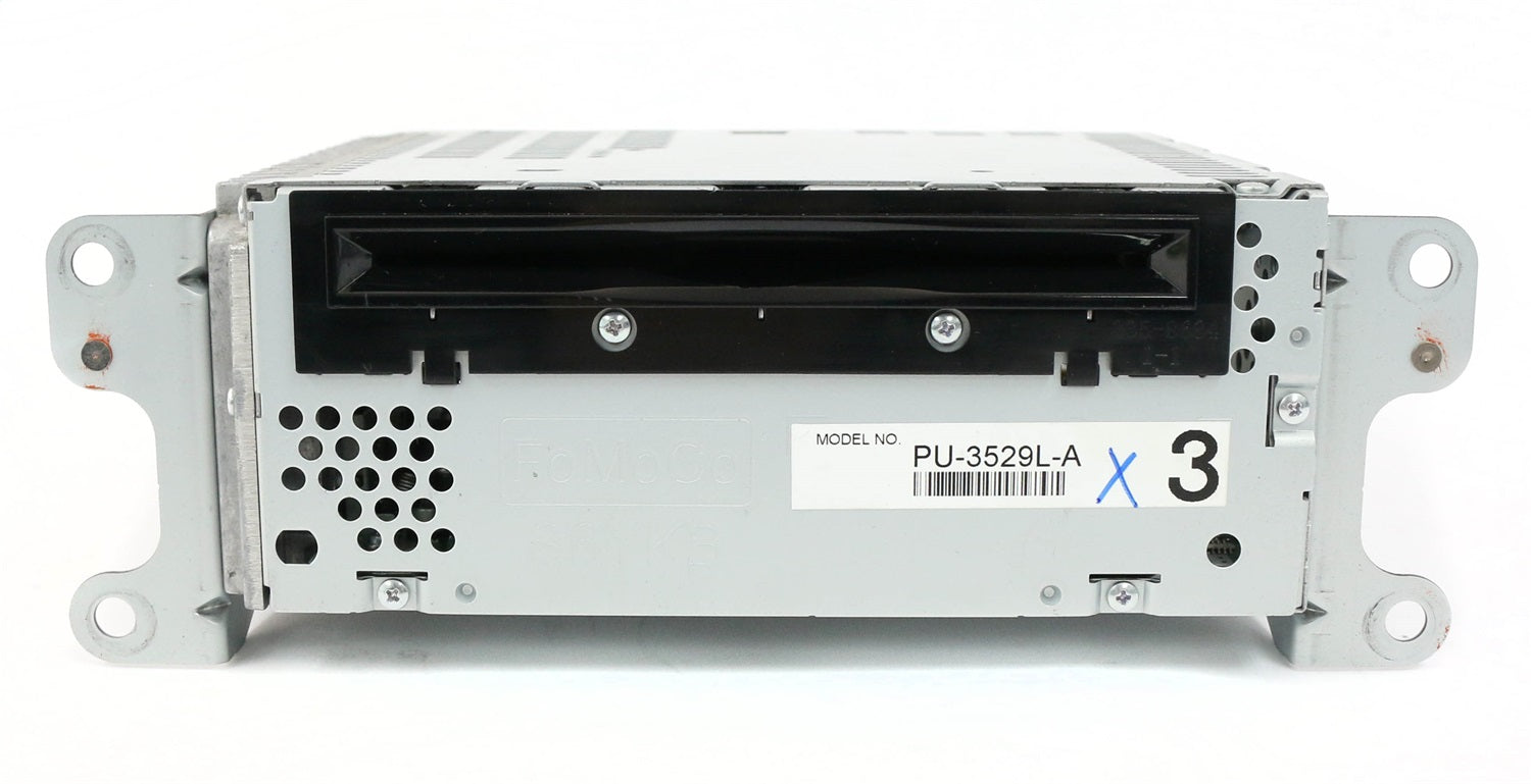 1 Factory Radio 638-03999-NOA AM FM Radio CD Player 1 Factory Radio 638-03999-NOA