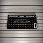 779917-Slat-Wall-Brackets-Mounted-v01.jpg