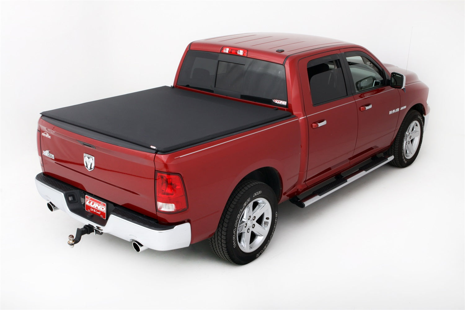 Lund 95865 Genesis™ Elite Tri-Fold Tonneau Lund 95865