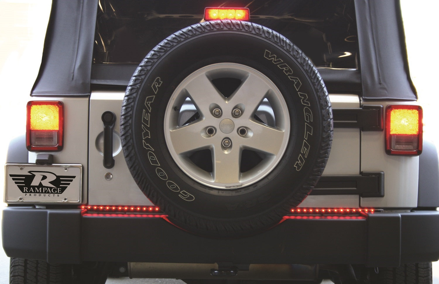 Rampage 960134 Tailgate Light Bar Rampage 960134