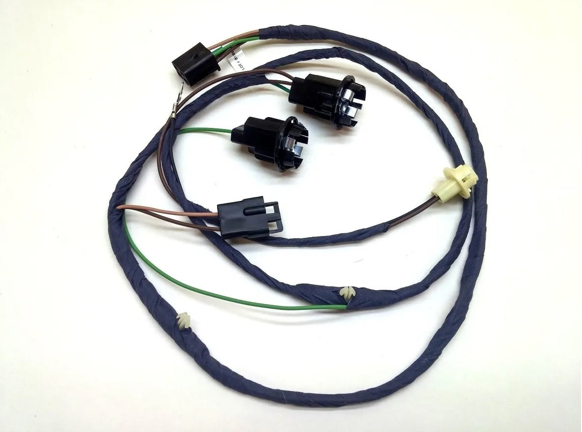 American Autowire NV93592 Rear Body Light Harness American Autowire NV93592