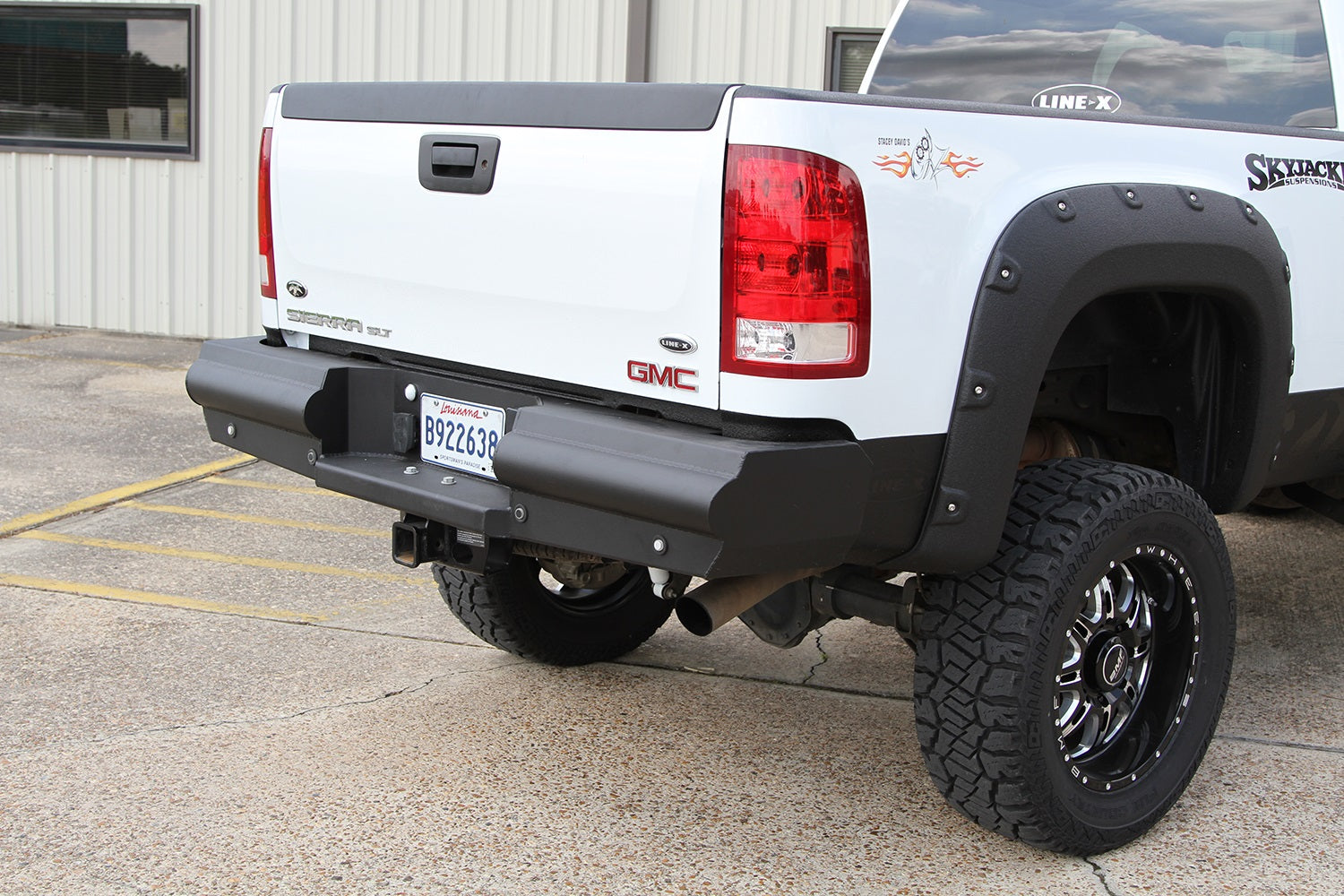 Fab Fours CH14-U3050-1 Elite Rear Bumper; 2 Stage Black Powder Coated; Fab Fours CH14-U3050-1