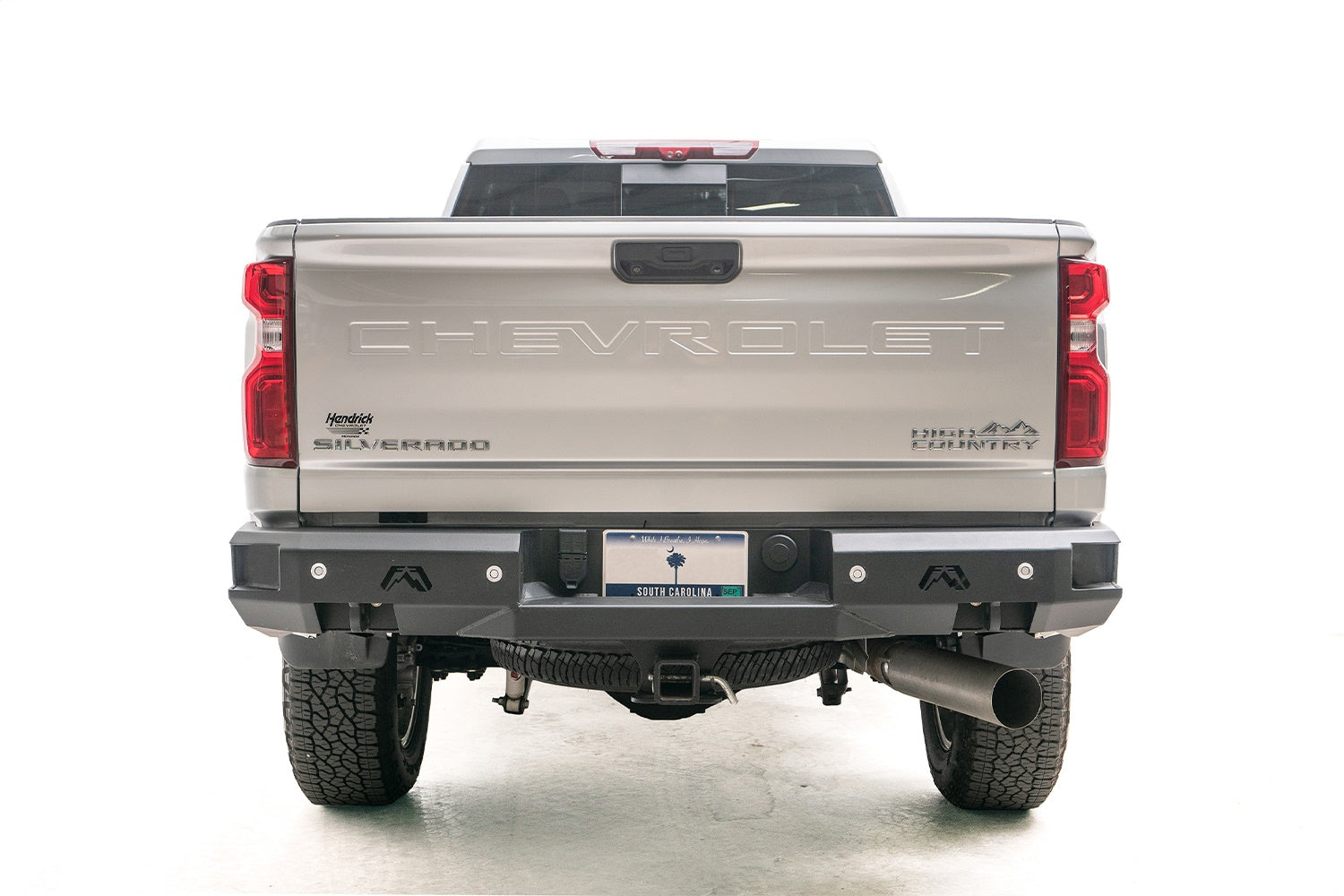 Fab Fours CH20-W4951-B Premium Rear Bumper; Bare; Fab Fours CH20-W4951-B