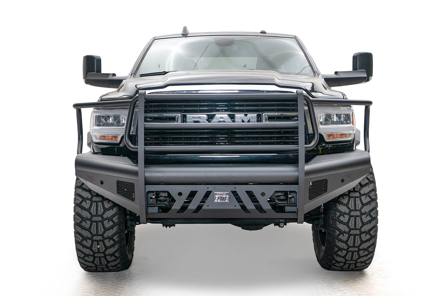 Fab Fours DR19-Q4460-1 Elite Front Bumper; Black Steel; Front w/Full Guard; Fab Fours DR19-Q4460-1