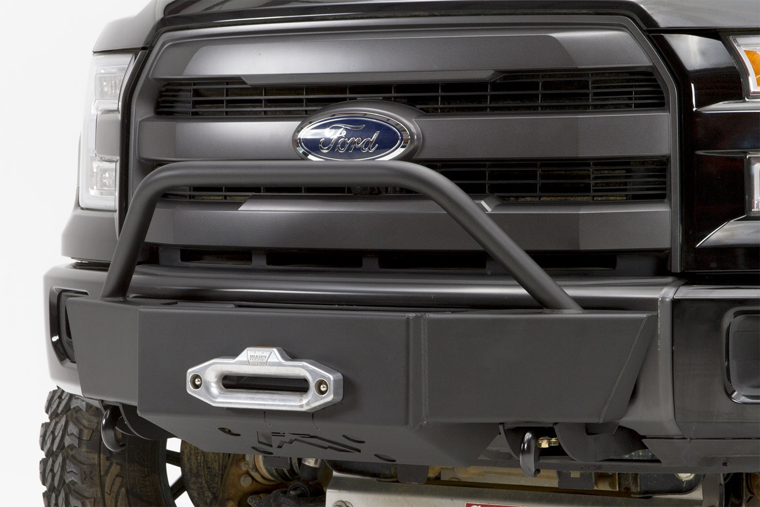 Fab Fours FF15-N3250-1 Winch Mount; Powder Coated; w/Full Grill Guard And Tow Hooks; Fab Fours FF15-N3250-1