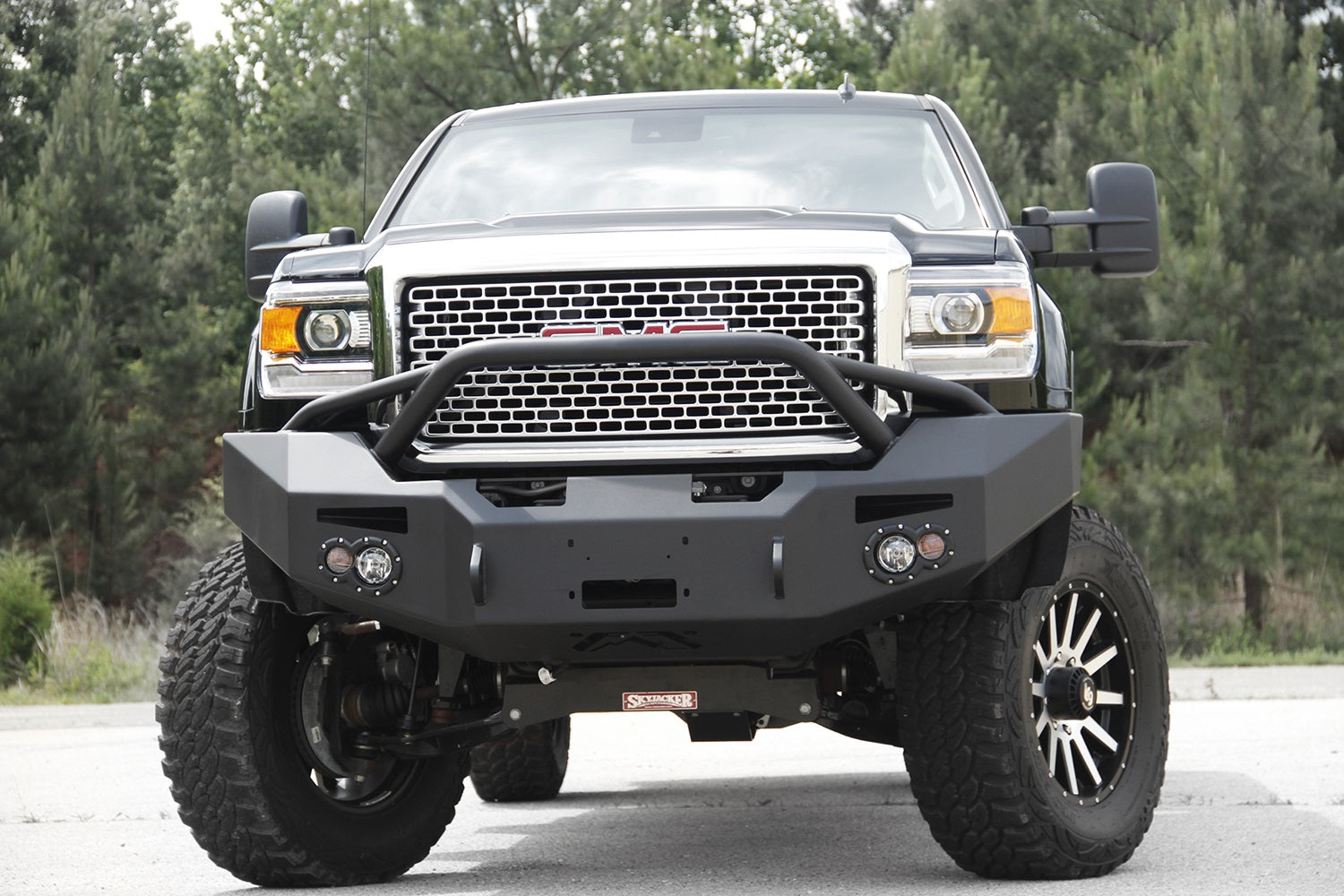 Fab Fours GM14-A3152-1 Premium Heavy Duty Winch Front Bumper Fab Fours GM14-A3152-1