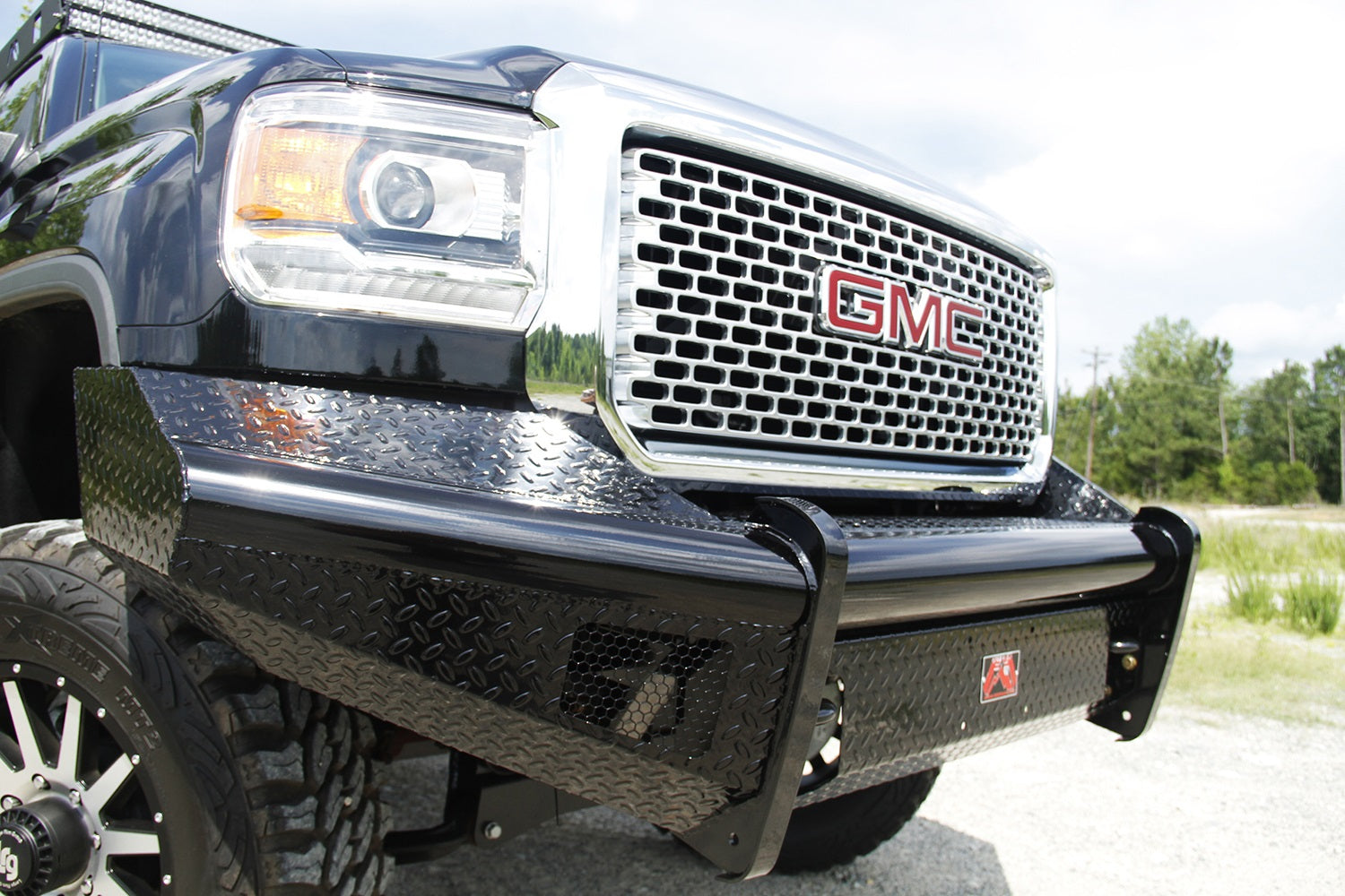 Fab Fours GM14-S3161-1 Black Steel Front Ranch Bumper Fab Fours GM14-S3161-1