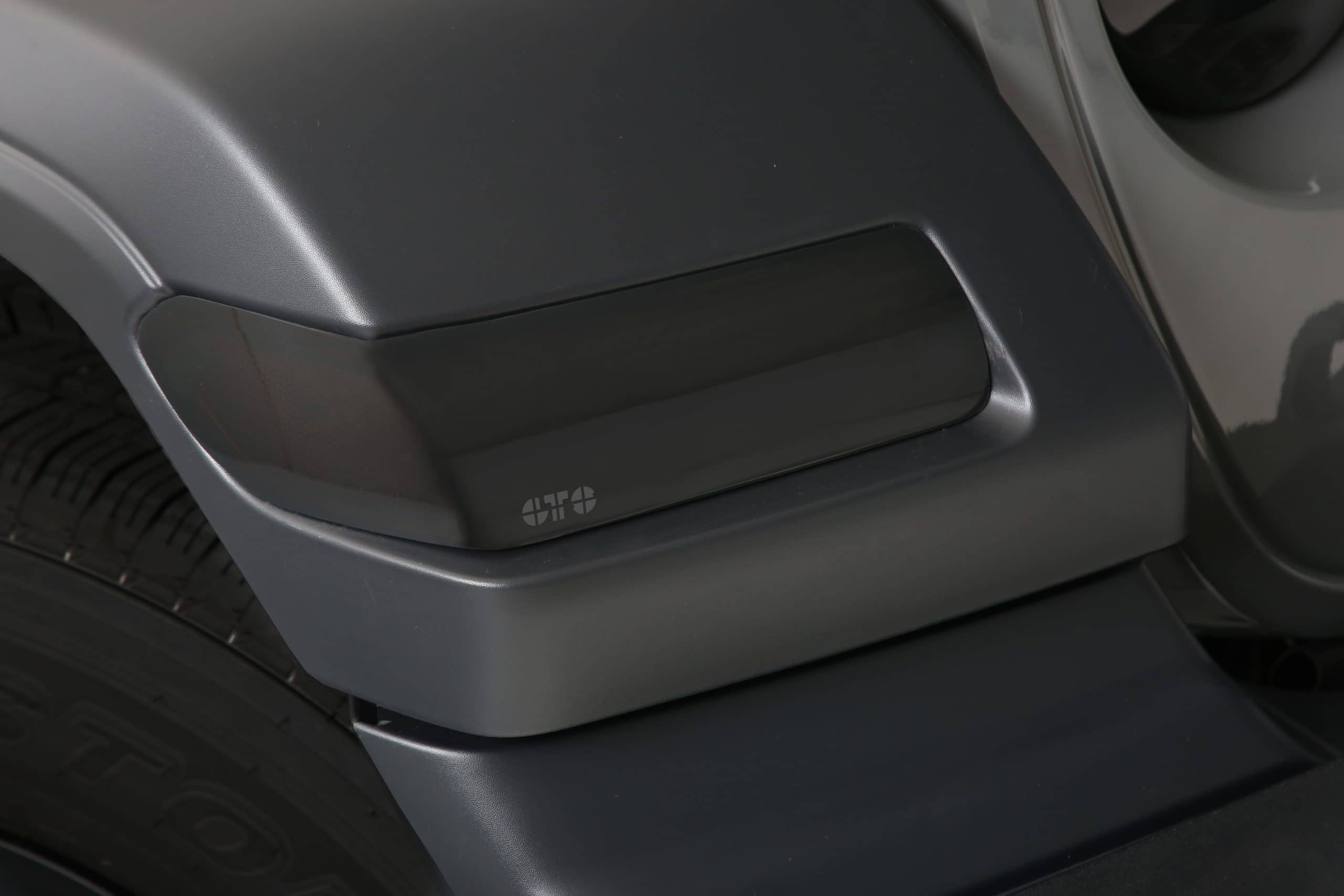 GT Styling GT0645TS SMOKE FENDER TURN SIGNAL COVERS 18-25 WRANGLER/ 20-25 GLADIATOR GT Styling GT0645TS