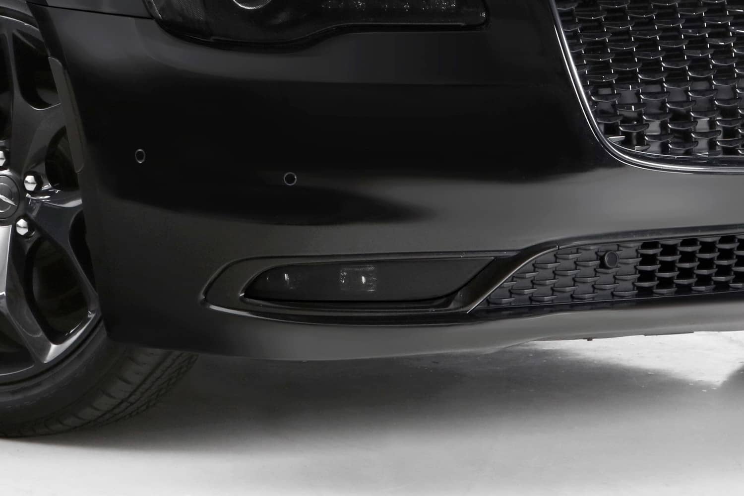 GT Styling GT7119FX CARBON FIBER DRIVING LIGHT CVR 15-24 CHRYS. 300 GT Styling GT7119FX