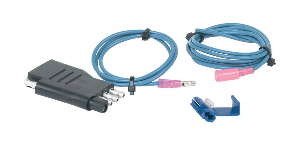 Hopkins Towing Solution 47515 ADAPTOR 4-FLAT TO 5-FLAT Hopkins Towing Solution 47515