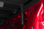 LD_Hard-Fold_Details_05Handle.jpg