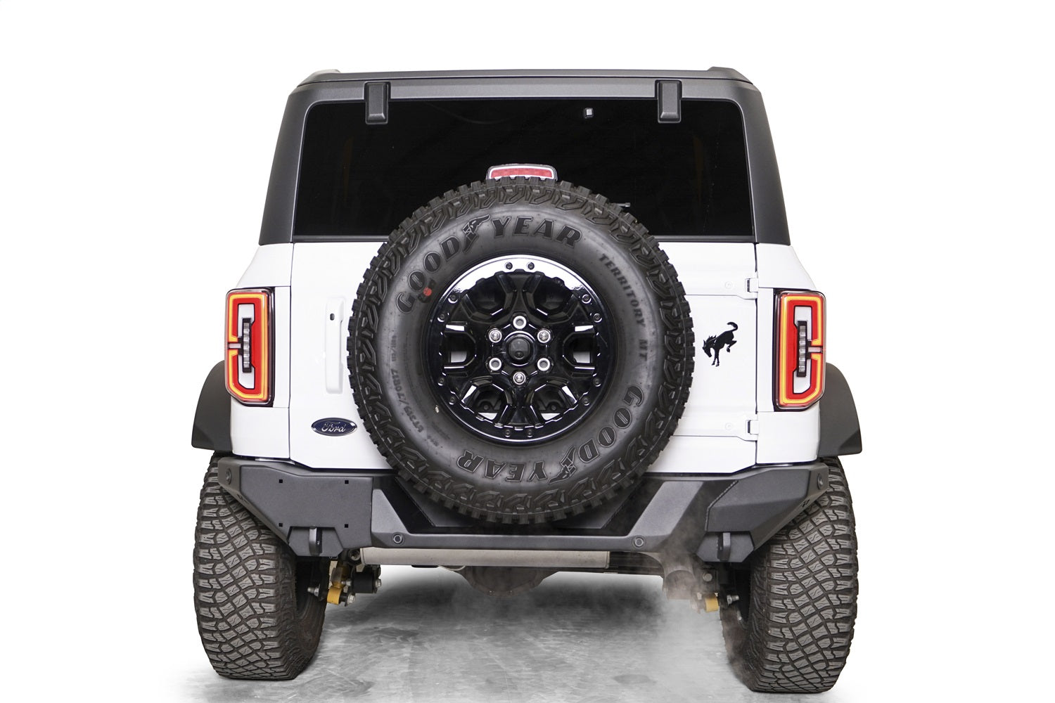Fab Fours FB21-Y5251-B Premium Rear Bumper; Uncoated/Paintable; Fab Fours FB21-Y5251-B