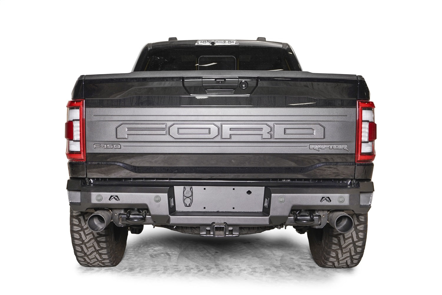 Fab Fours FR21-W5351-B Premium Rear Bumper; Uncoated/Paintable; Fab Fours FR21-W5351-B