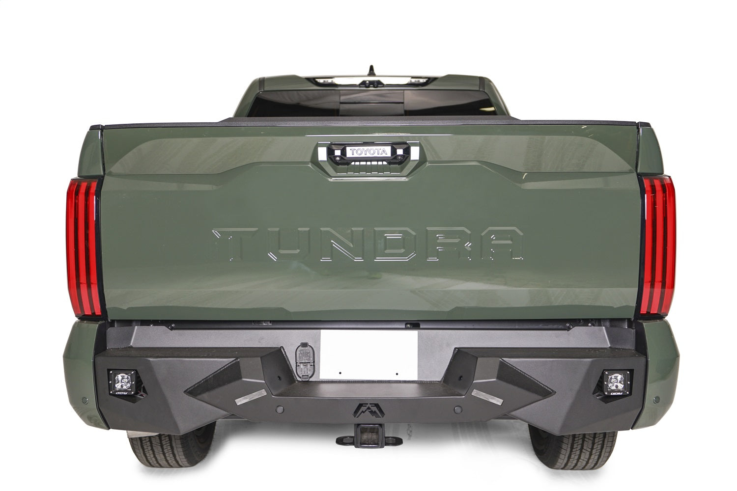 Fab Fours TT22-E5451-B Vengeance Rear Bumper; Uncoated/Paintable; Fab Fours TT22-E5451-B