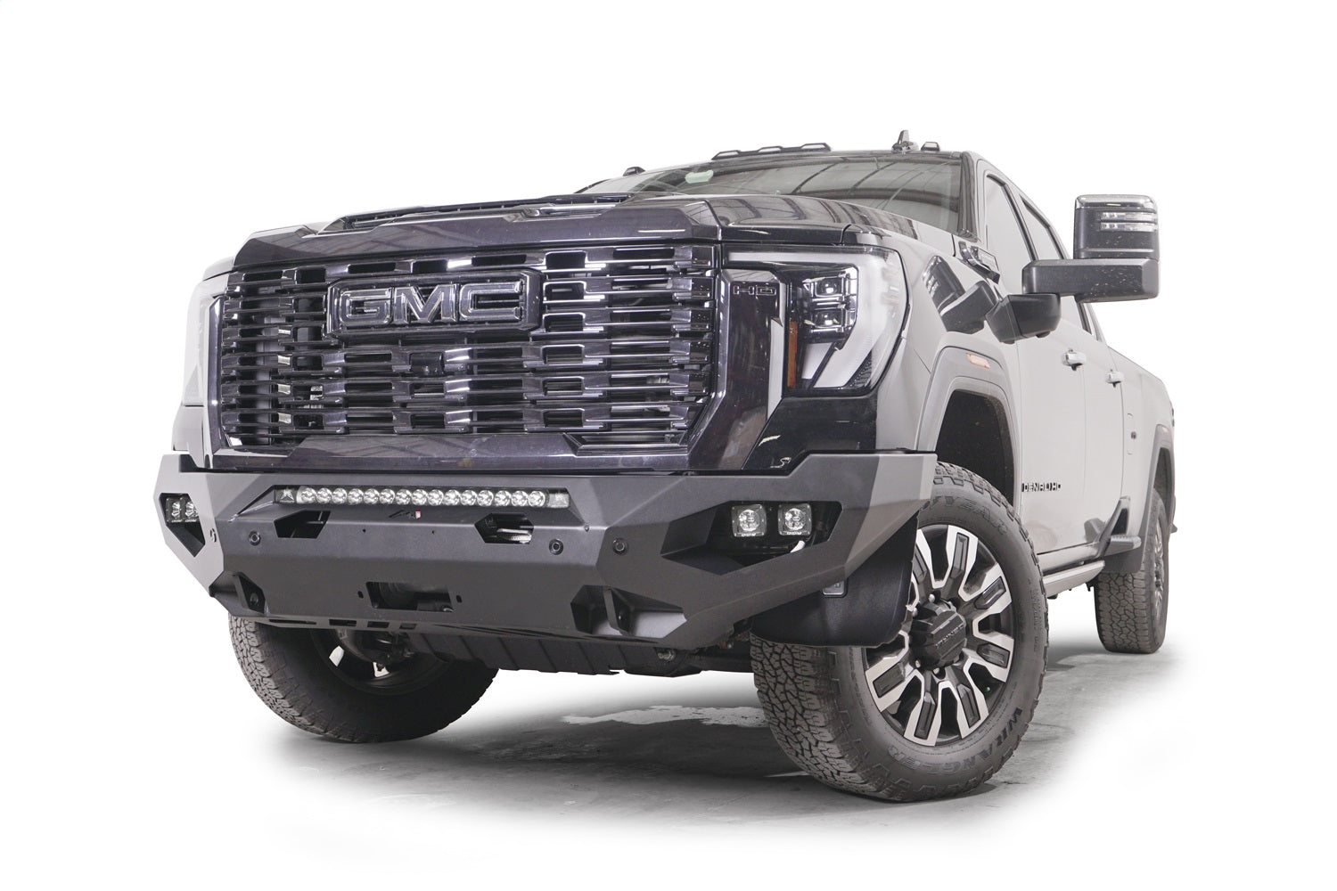 Fab Fours GM24-X6251-B Matrix Front Bumper; Uncoated/Paintable; w/No Guard; Fab Fours GM24-X6251-B