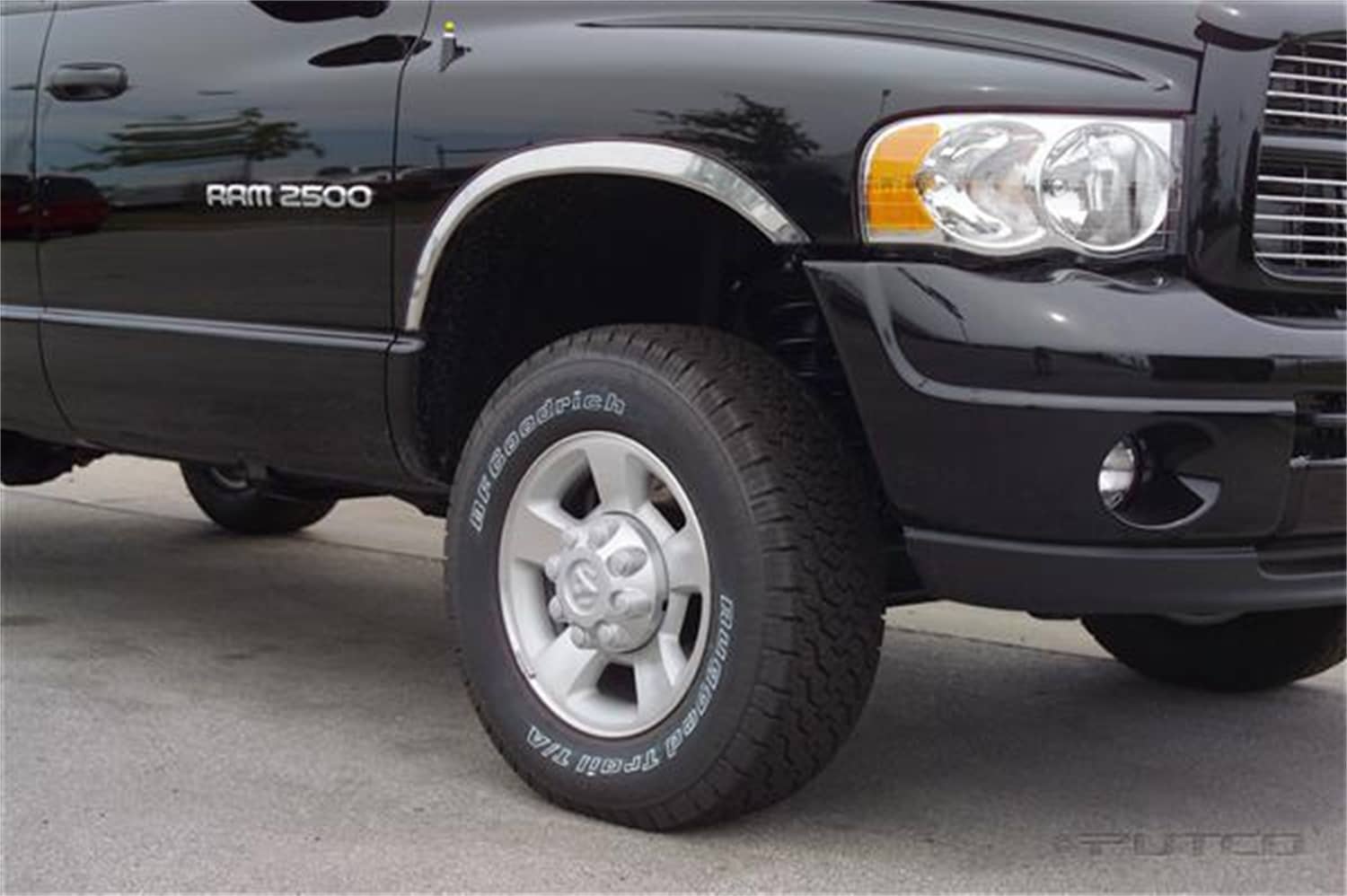 Putco 97302 S/S WHEEL TRIM DODGE RAM 02-08 1500/03-09 2500/3500 Putco 97302