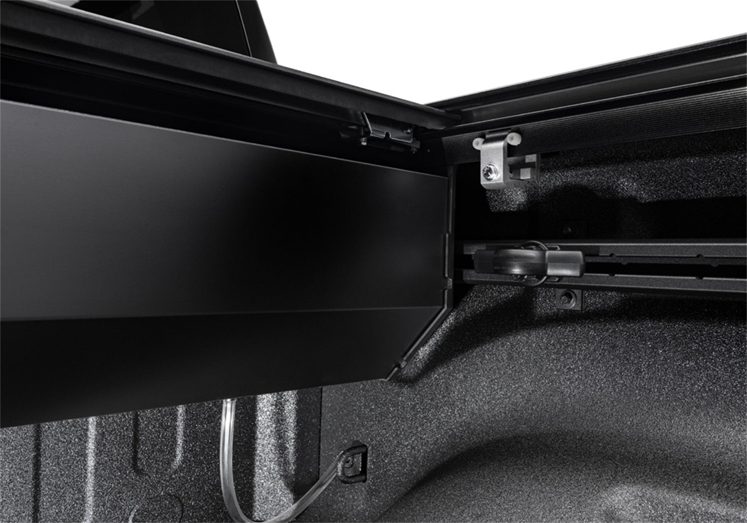 Retrax 80383 2017-26 Super Duty F-260-350 Short Bed Retrax 80383