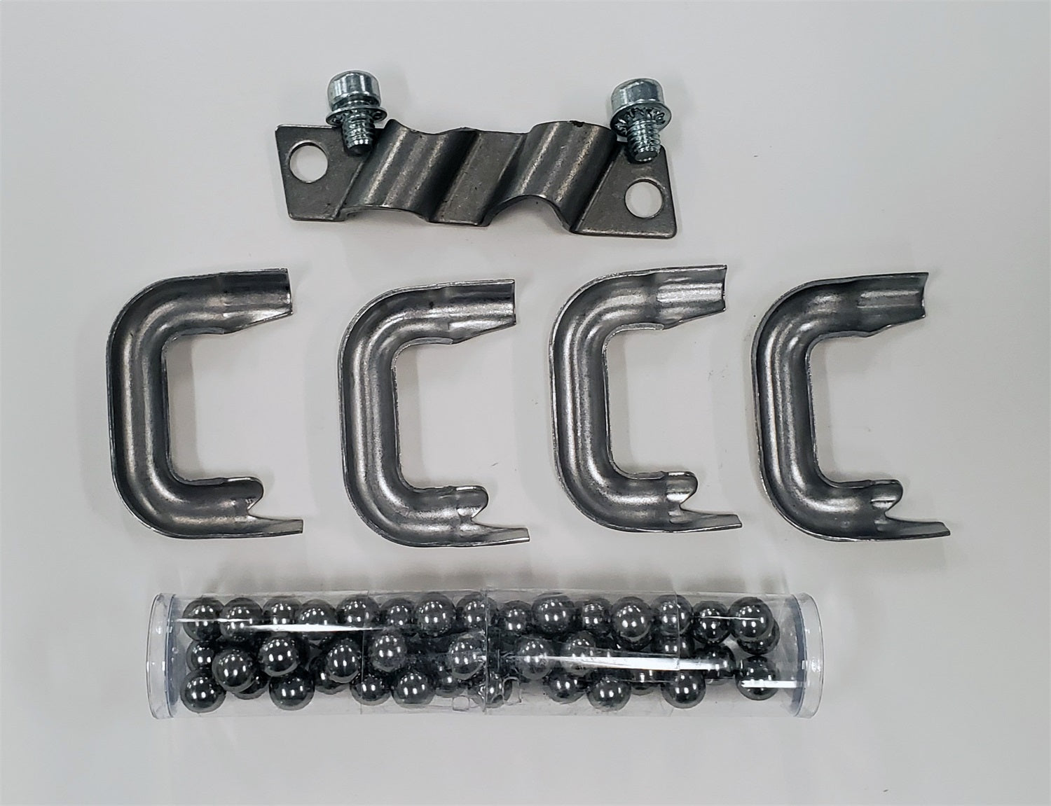 Borgeson SK5677107 Rebuild kit for Saginaw 525 series 16:1 ratio manual steering box worm assembly. Borgeson SK5677107