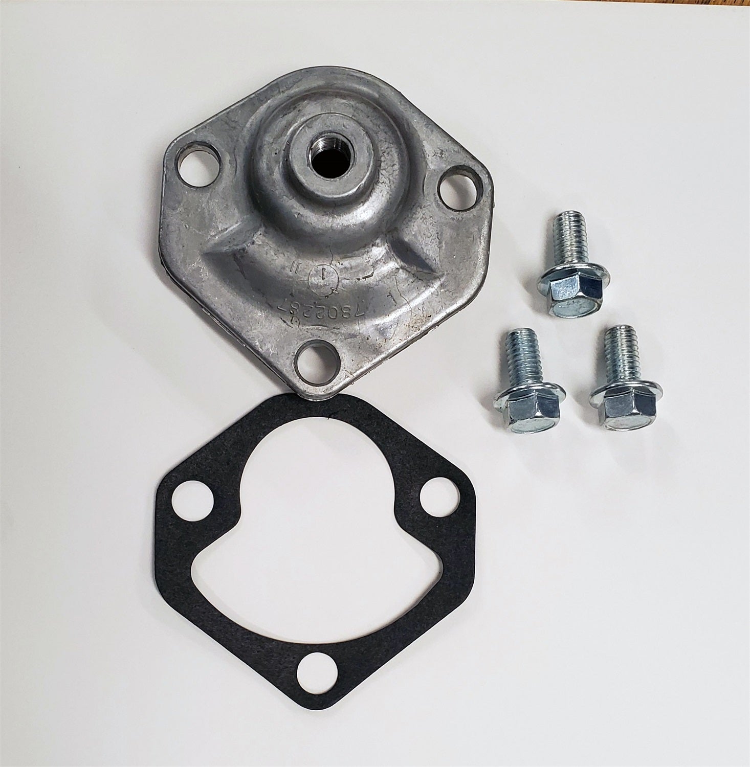 Borgeson SK7802483 Side/Top cover kit for Saginaw 525 series manual steering boxes. Borgeson SK7802483