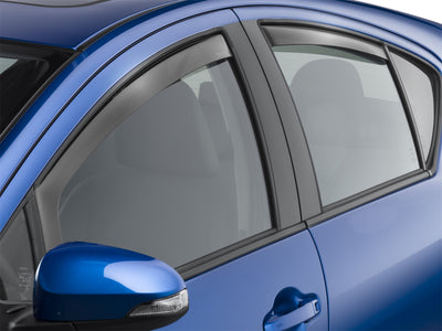 TOYO_PriusC_16_82715.jpg