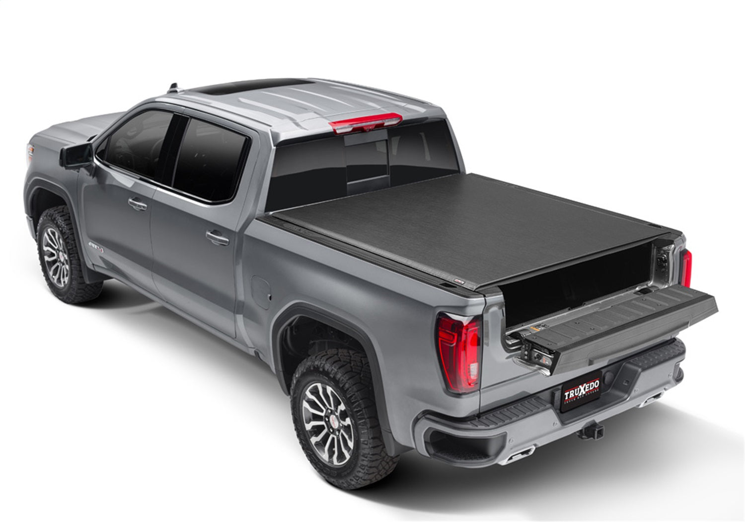 Truxedo 572401 Lo Pro-19 (New Body Style)-24 Silv/Sierra (w/out CarbonPro Bed) 5ft.9in. Truxedo 572401
