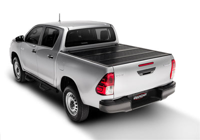 UC_Flex_Hilux_AngleClosed_H.jpg