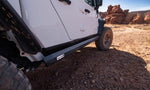 amp_powerStepXL_20jeepGladiator_lifestyle1_77135-01A.jpg