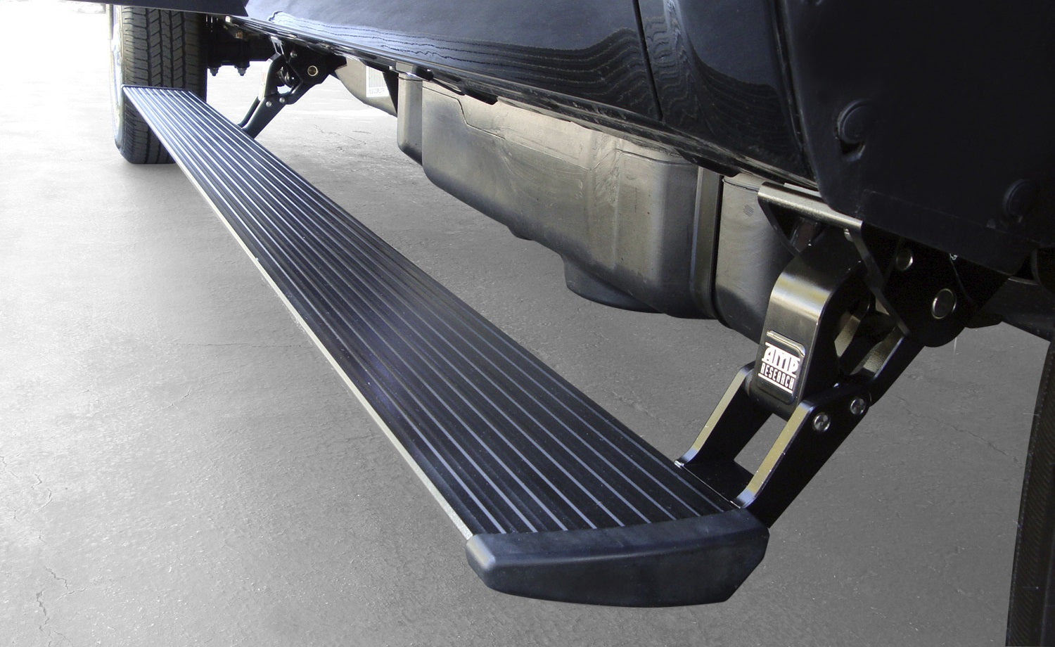 AMP Research 75164-01A PowerStep™; Incl. OEM Style Illumination; Black; AMP Research 75164-01A