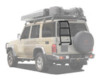 latl003_1_1.jpg