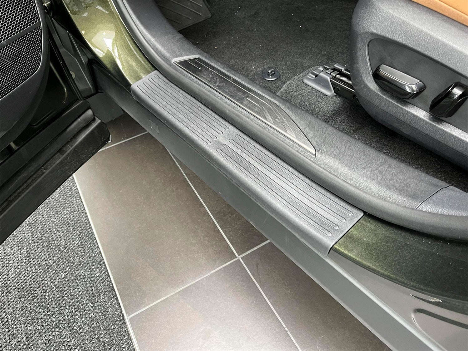 Weathertech ST076K1 Sill Protector; 4 Door Set; Black; Weathertech ST076K1