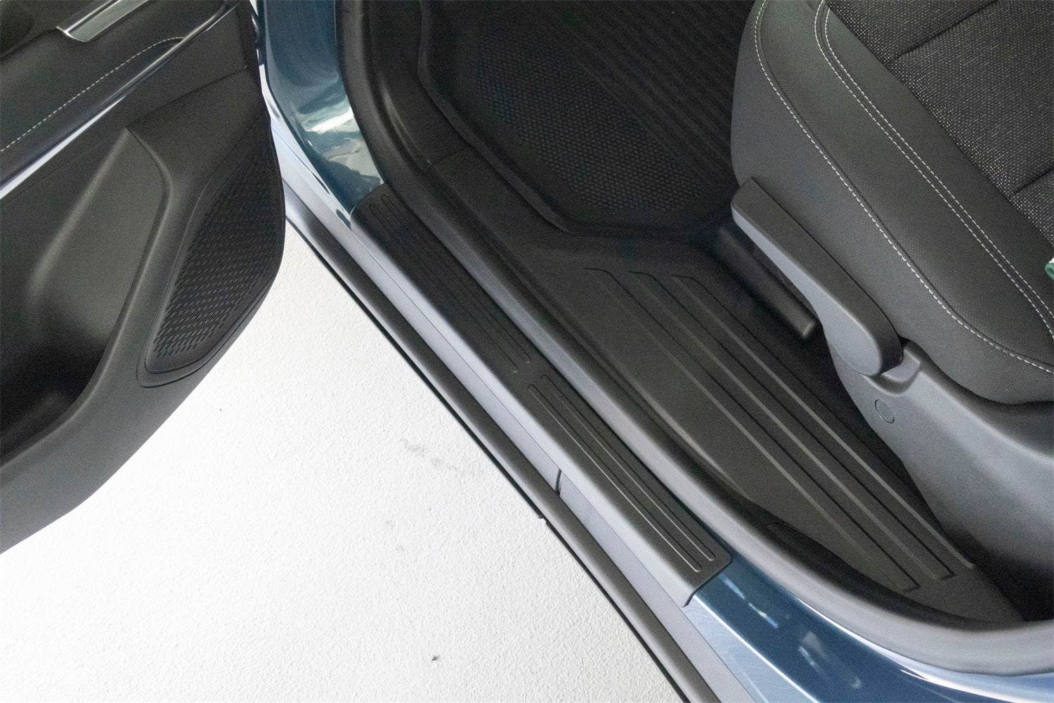 Weathertech ST077K1 Sill Protector; 4 Door Set; Black; Weathertech ST077K1