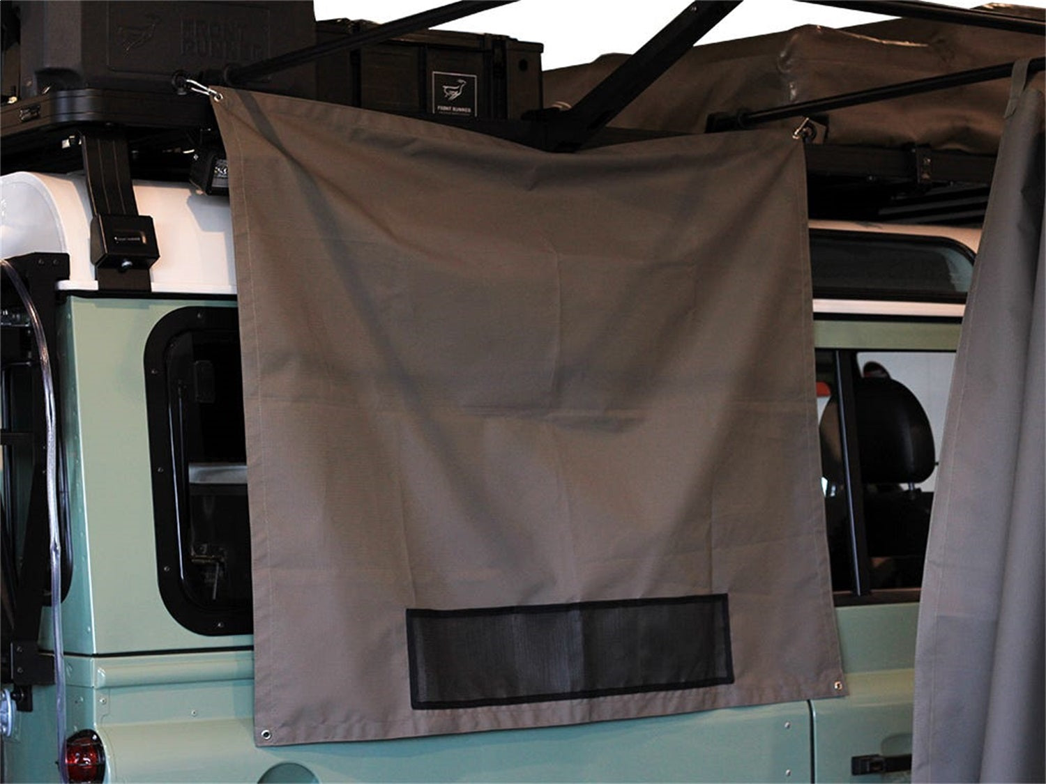 Front Runner SHOW013 Shower Cubicle Curtain/Caddy; Front Runner SHOW013