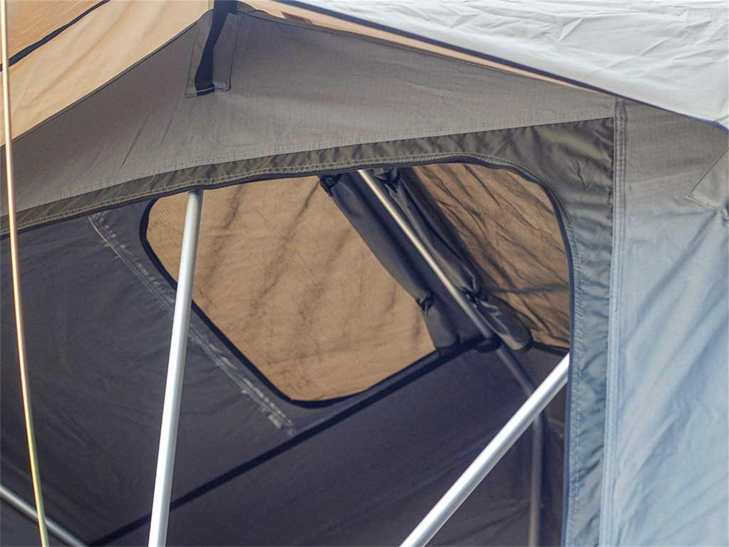Front Runner TENT031 Roof Top Tent; Front Runner TENT031