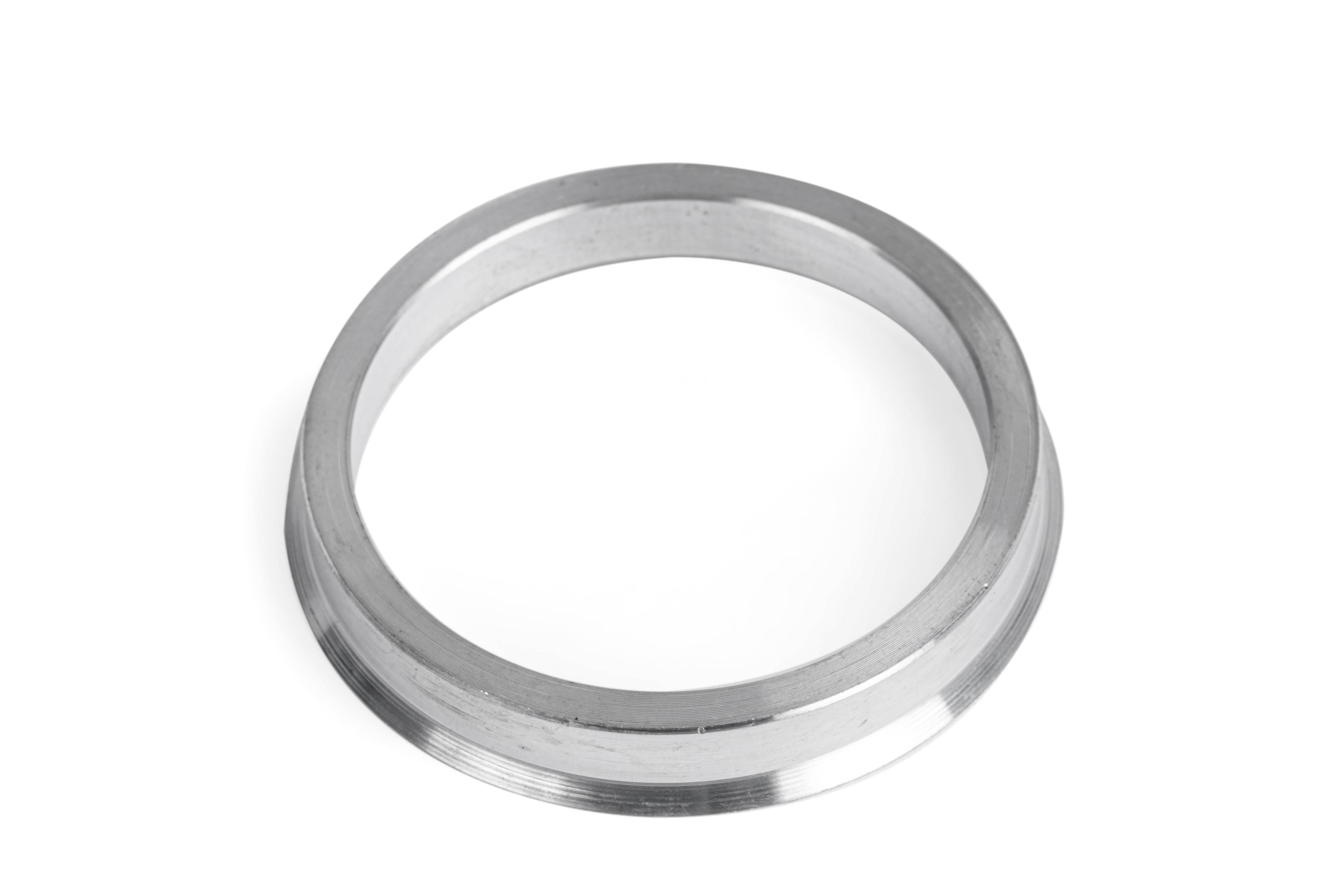 APR Z1003148 Hub centric rings for installing APR wheels on 57.1mm center bore hubs. APR Z1003148
